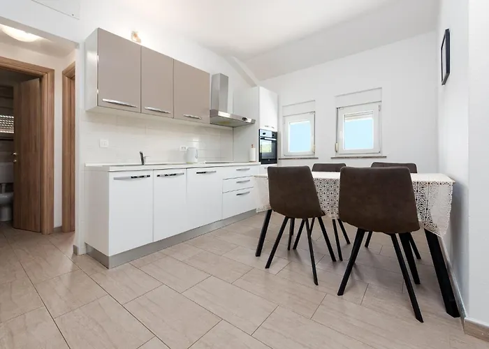 Amazing In With House Sea View * Kruševo